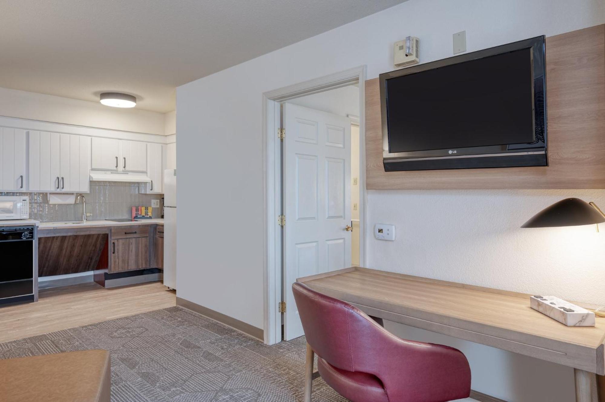 Staybridge Suites Allentown Airport Lehigh Valley By Ihg Экстерьер фото