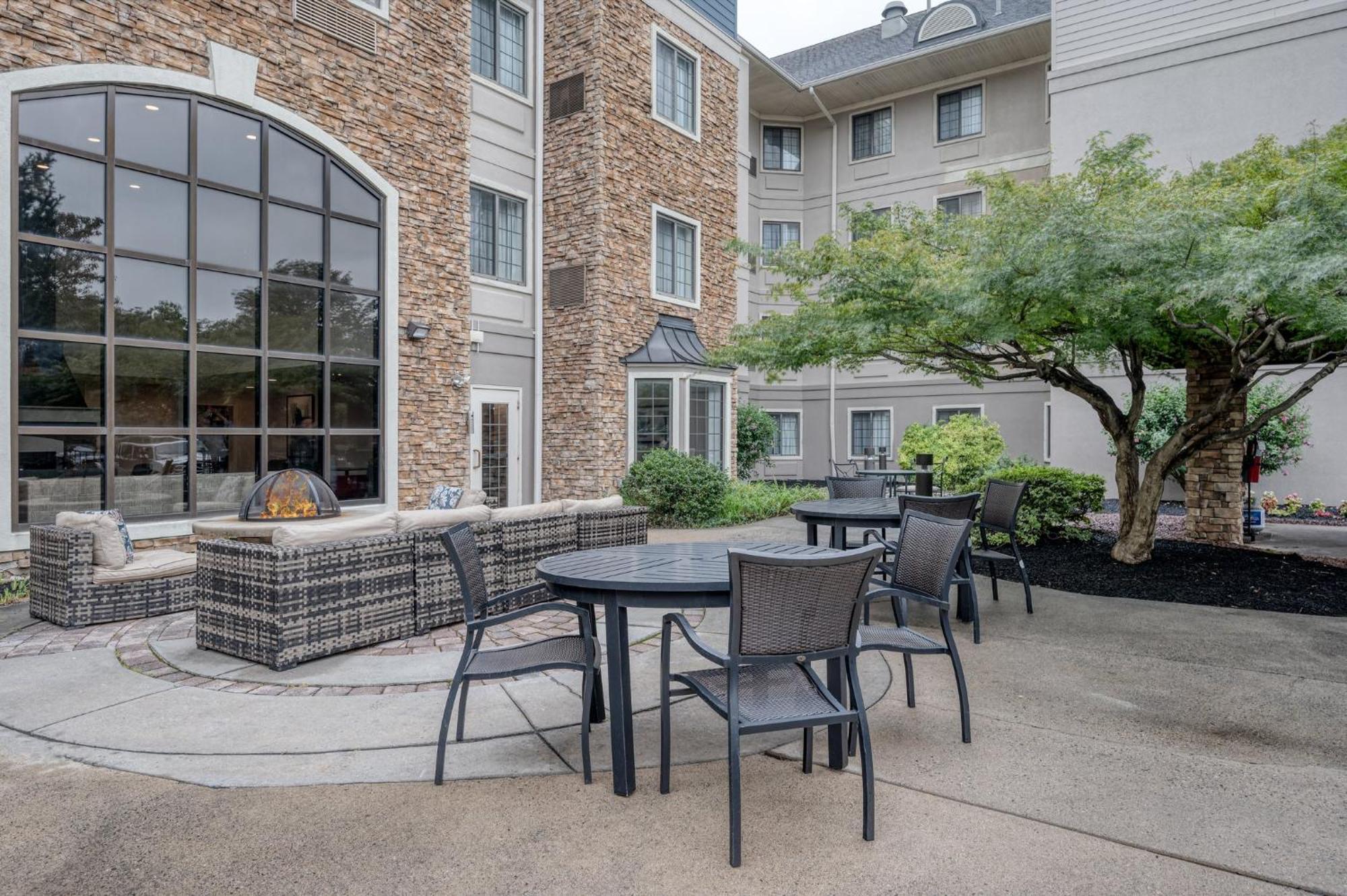 Staybridge Suites Allentown Airport Lehigh Valley By Ihg Экстерьер фото
