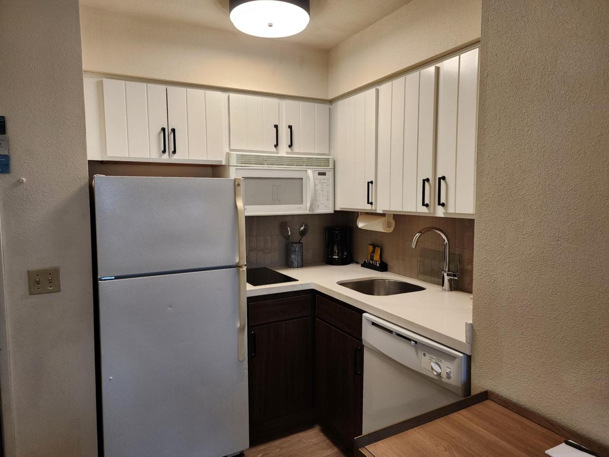 Staybridge Suites Allentown Airport Lehigh Valley By Ihg Экстерьер фото